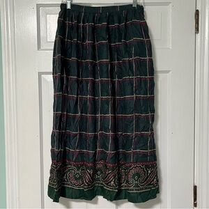 J.G. Hook Vintage 80’s Chic Plaid Midi Skirt in Green and Red plaid grid design